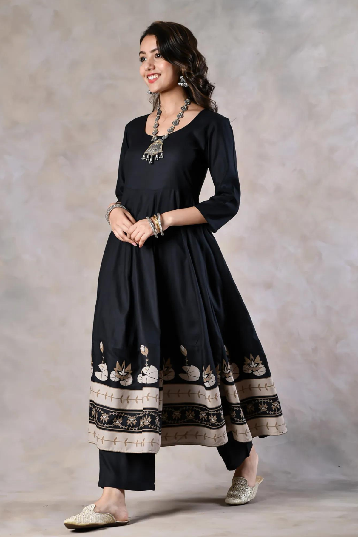 Anarkali Tassles Set